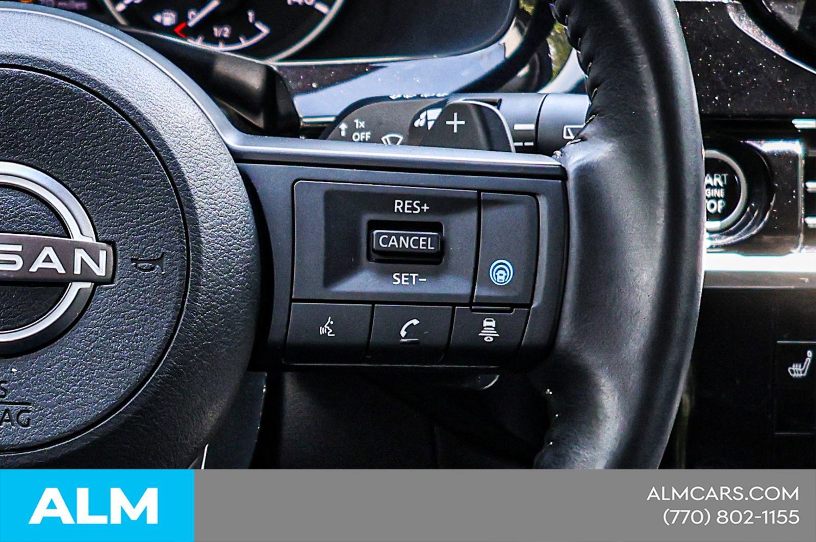 Used 2024 Nissan Pathfinder SV w/ SV Premium Package FWD image 27
