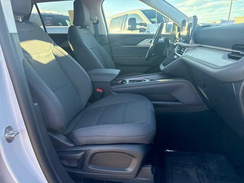 New 2026 Ford Explorer Active RWD image 20