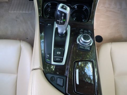 Used 2011 BMW 528i Sedan RWD image 20