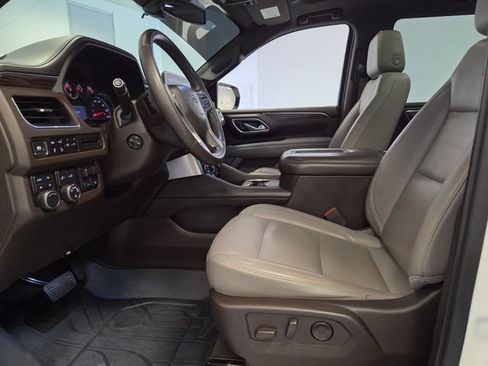 Used 2021 Chevrolet Tahoe Z71 w/ Z71 Signature Package AWD/4WD image 11