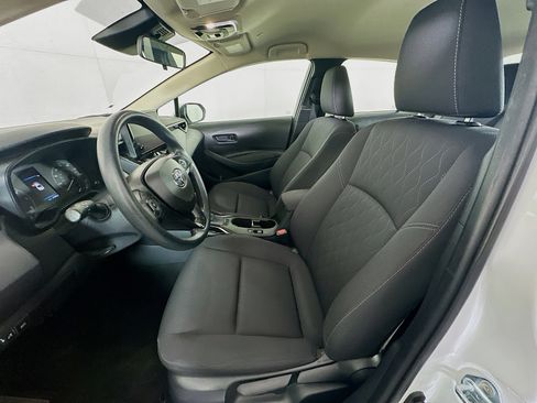 Used 2024 Toyota Corolla LE image 13