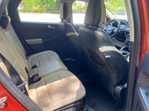Used 2020 Ford Escape SEL AWD/4WD image 23