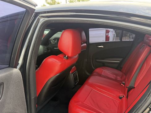 Used 2016 Dodge Charger R/T RWD image 12