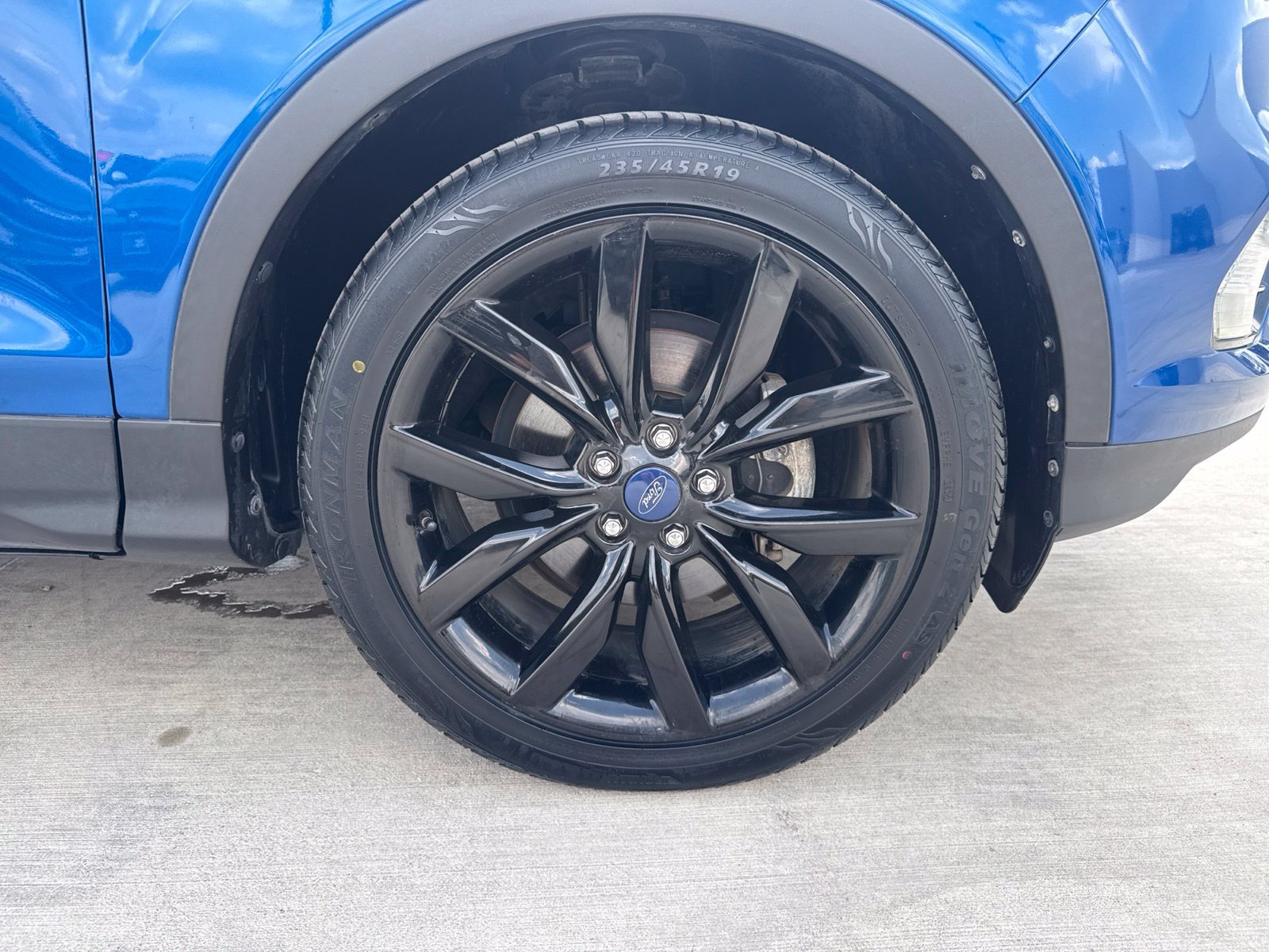 Used 2017 Ford Escape SE w/ Equipment Group 201A FWD image 28