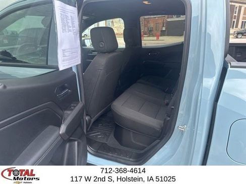 Used 2025 Chevrolet Colorado LT w/ Advanced Trailering Package AWD/4WD image 21