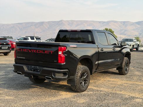 Used 2020 Chevrolet Silverado 1500 LT Trail Boss AWD/4WD image 12