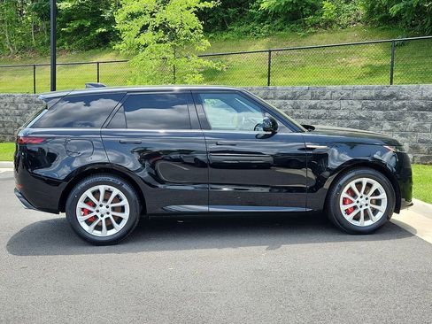 New 2025 Land Rover Range Rover Sport Dynamic SE image 11