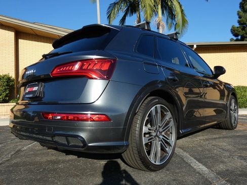 Used 2019 Audi SQ5 Premium Plus w/ Premium Plus Package image 8