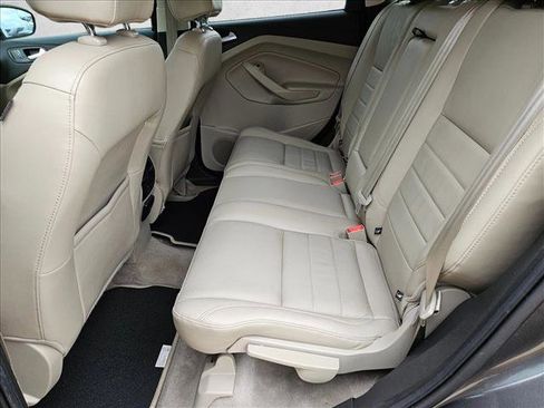 Used 2015 Ford Escape Titanium FWD image 17