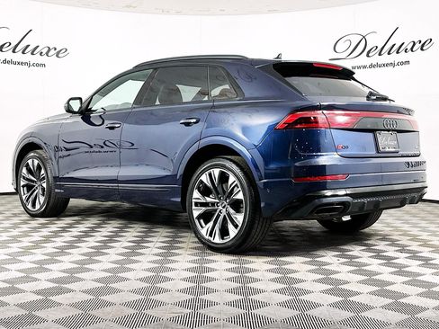 Used 2025 Audi Q8 Premium Plus w/ Premium Plus Package AWD/4WD image 4