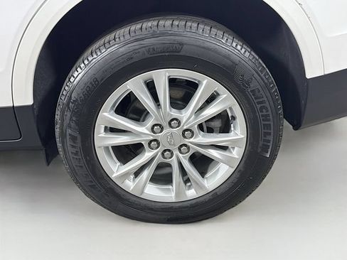 Used 2022 Cadillac XT5 Luxury AWD/4WD image 36