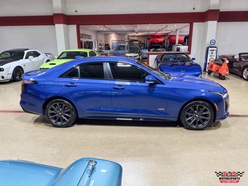 Used 2023 Cadillac CT4 V w/ Navigation Package image 6