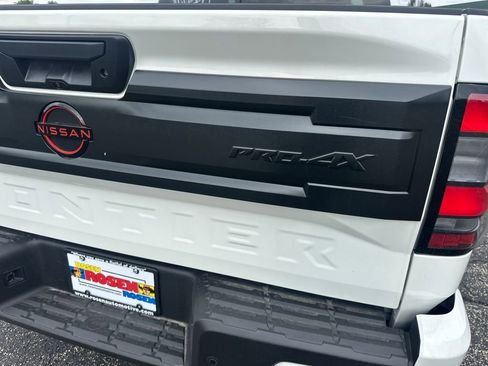 New 2025 Nissan Frontier PRO-4X image 32