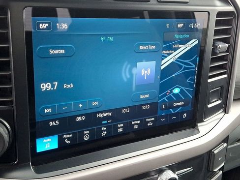 Used 2024 Ford F150 XLT image 17