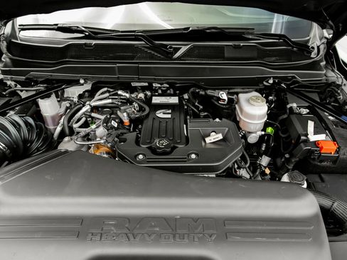 Used 2025 RAM 2500 Laramie image 26