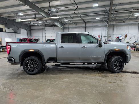 Used 2024 GMC Sierra 3500 Denali w/ Denali Reserve Package image 2