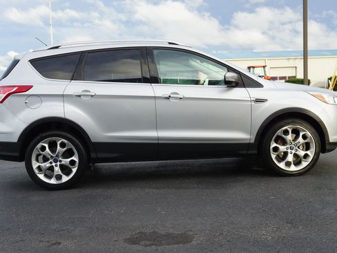 Used 2014 Ford Escape Titanium image 4