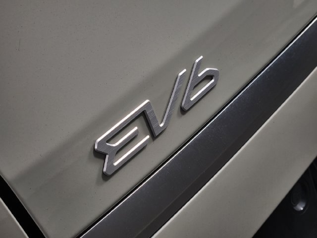 Used 2024 Kia EV6 Wind AWD/4WD image 10
