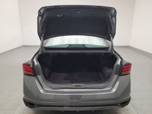 Used 2025 Nissan Altima 2.5 SV FWD image 29