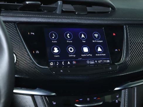 Used 2025 Cadillac XT6 Sport AWD/4WD image 27