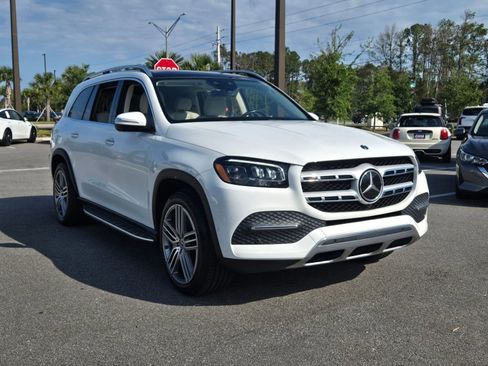 Used 2021 Mercedes-Benz GLS 450 4MATIC image 7
