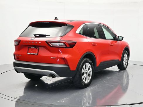 Used 2024 Ford Escape Active AWD/4WD image 5