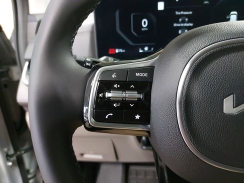 New 2026 Kia Carnival SX FWD image 18
