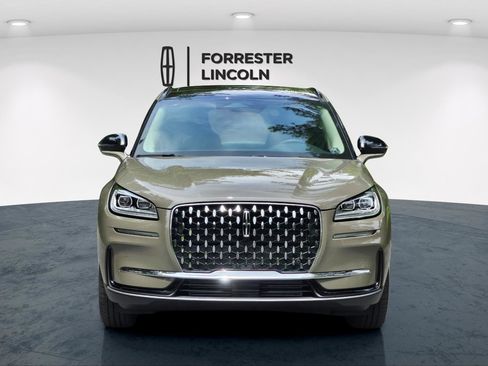 New 2025 Lincoln Corsair Reserve image 8