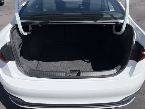 Certified 2025 Volkswagen Jetta S FWD image 24