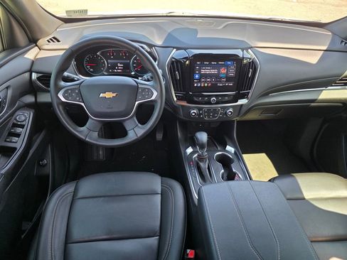 Certified 2023 Chevrolet Traverse LT FWD image 28
