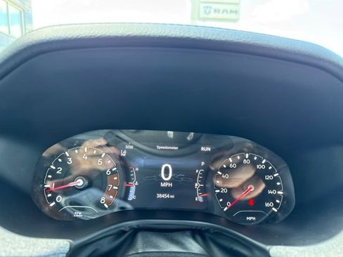 Used 2023 Jeep Compass Latitude AWD/4WD image 17