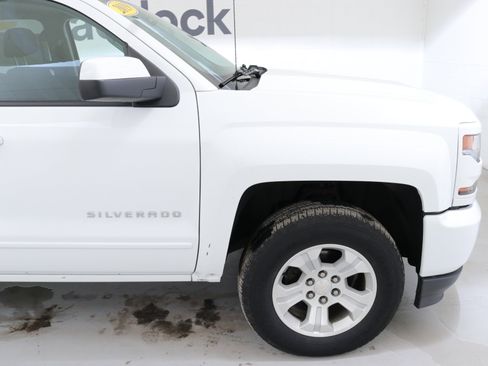 Used 2019 Chevrolet Silverado 1500 LT w/ All Star Edition image 12
