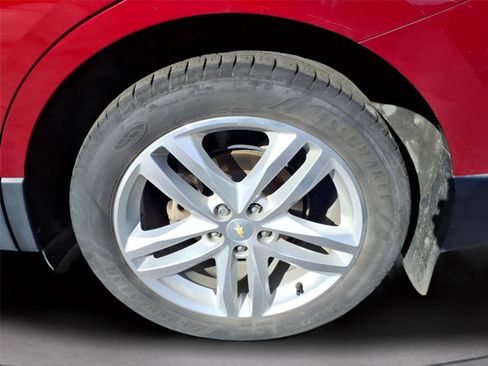 Used 2019 Chevrolet Equinox Premier image 10