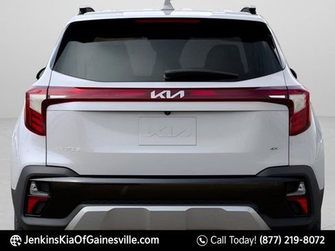 New 2026 Kia Seltos S image 4