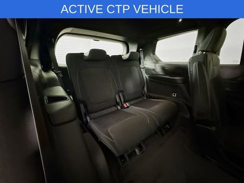 New 2025 Jeep Grand Cherokee L Laredo image 31