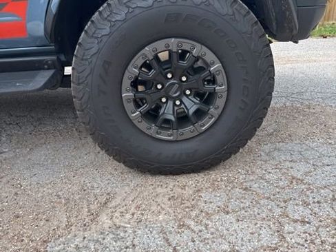 Used 2025 Ford Bronco Raptor AWD/4WD image 9