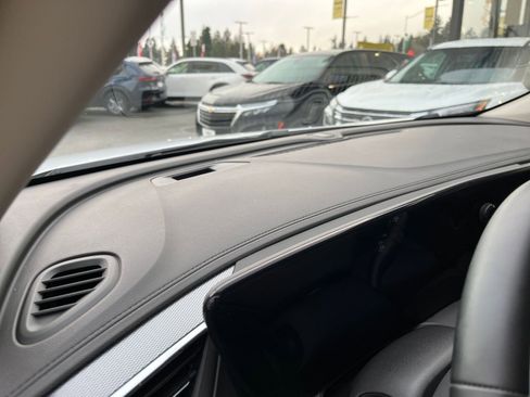 Used 2025 Buick Encore GX Preferred image 34