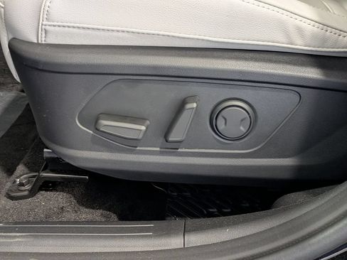 New 2024 Hyundai Tucson Limited AWD/4WD image 16