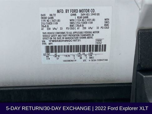 Used 2022 Ford Explorer XLT w/ Equipment Group 202A image 37