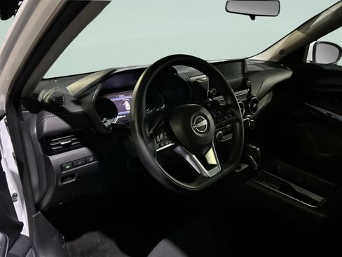 Used 2024 Nissan Sentra SV image 11