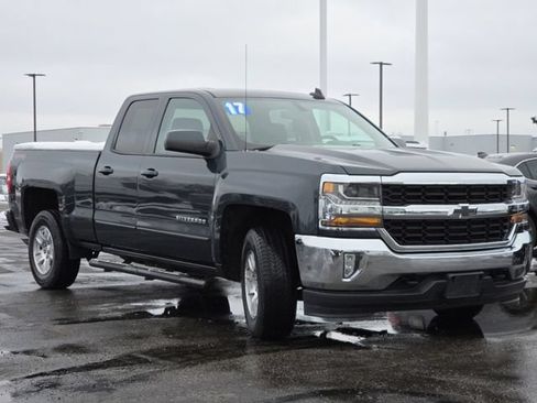 Used 2017 Chevrolet Silverado 1500 LT w/ All Star Edition AWD/4WD image 16