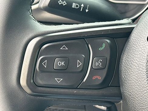 Used 2023 Jeep Gladiator Willys image 28