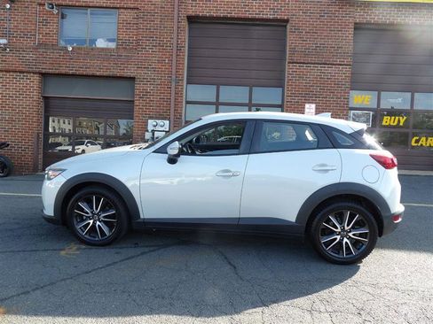 Used 2018 MAZDA CX-3 Touring w/ Preferred Equipment Package AWD/4WD image 2