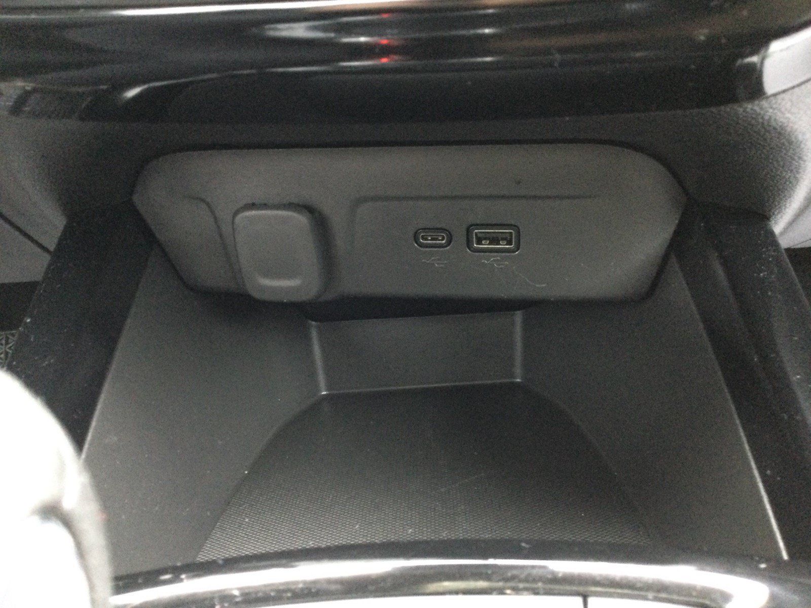Used 2025 Chevrolet Trax LT w/ Driver Confidence Package FWD image 17