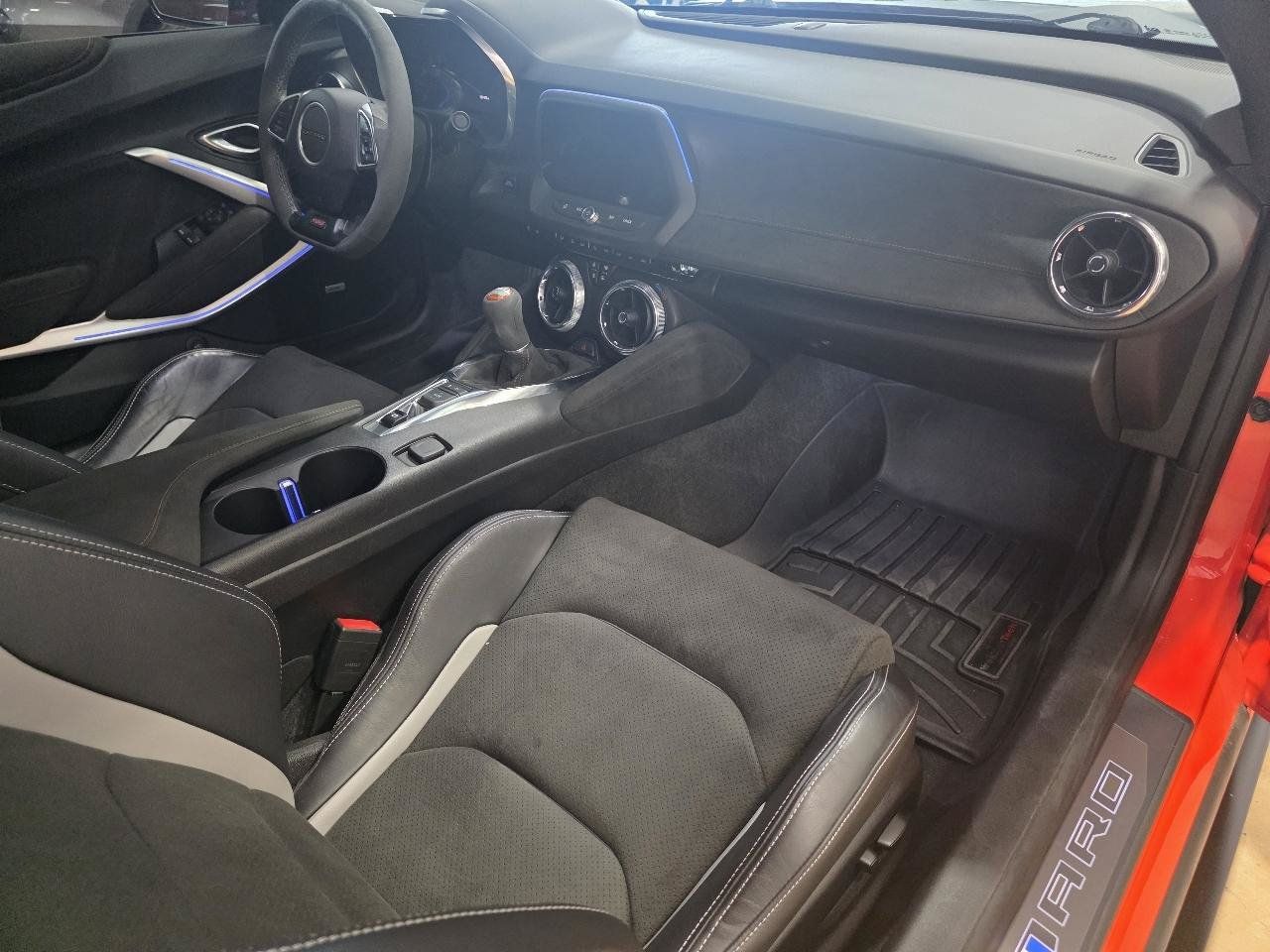 Used 2021 Chevrolet Camaro SS RWD image 21