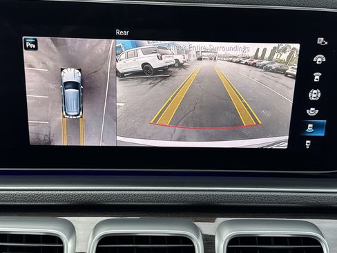 Used 2020 Mercedes-Benz GLE 350 4MATIC image 34