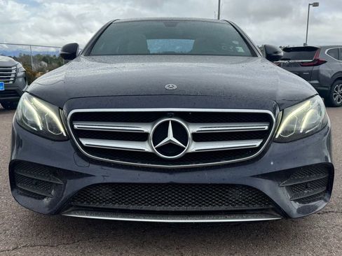 Used 2019 Mercedes-Benz E 300 4MATIC image 2
