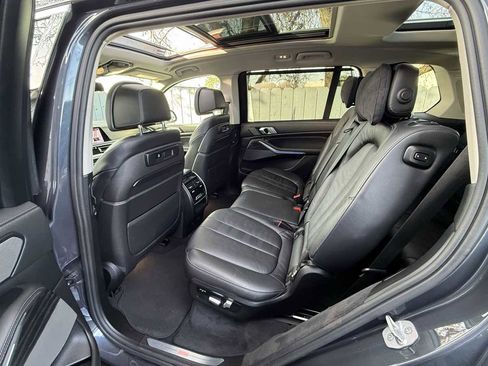 Used 2019 BMW X7 xDrive50i w/ Premium Package image 5