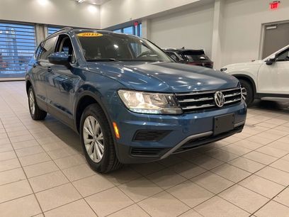 Used 2019 Volkswagen Tiguan SE w/ Panoramic Sunroof Package