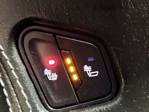 Used 2019 Chevrolet Tahoe LT image 23